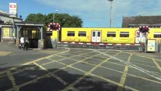 Birkdale Level Crossing [upl. by Veronike]